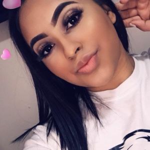 Meet your Posher, Sheillyn